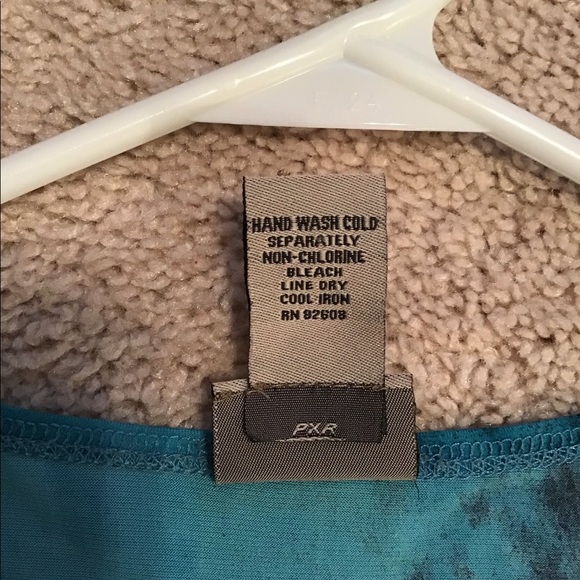 Black/blue jewel accented top - Picture 5 of 5